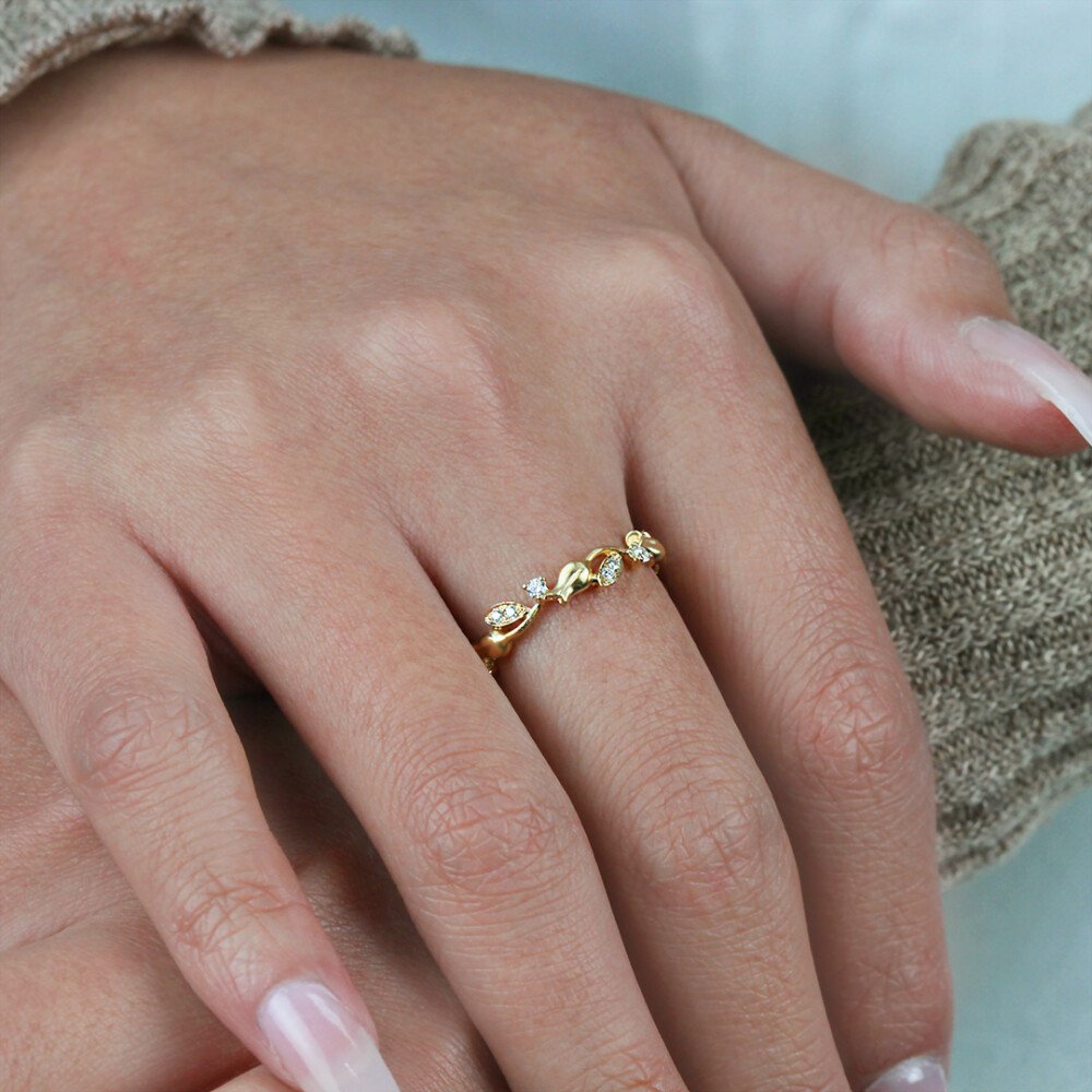 14K Gold | Lyria Leaves Diamond Band 1/2 Way 0.12ct Wedding Band