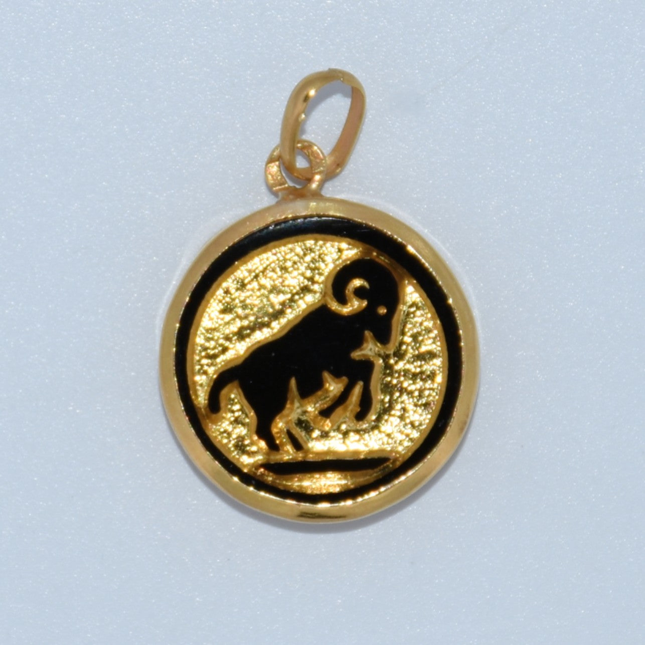 19.2K Portuguese Gold | Zodiac Pendants