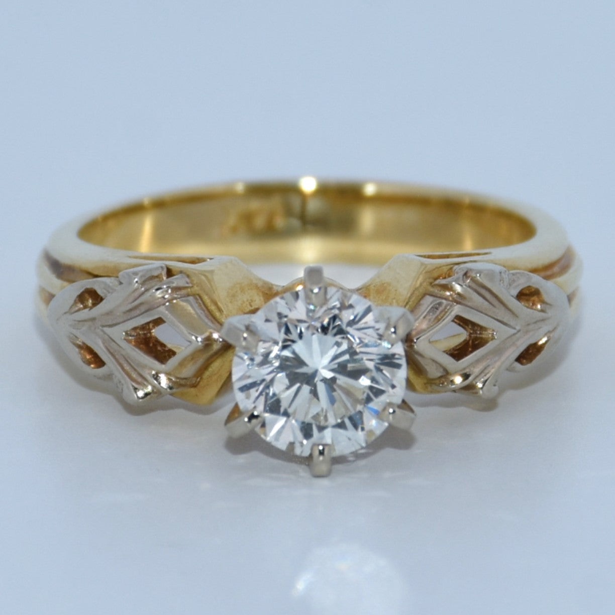 14K Gold | .91ct VS Natural Round Diamond Yellow Gold Engagement Ring