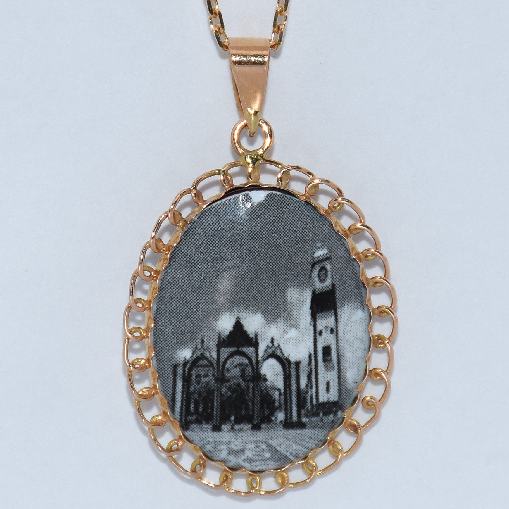 19.2K Portuguese Gold | Santo Cristo " Holy Christ " Pendants