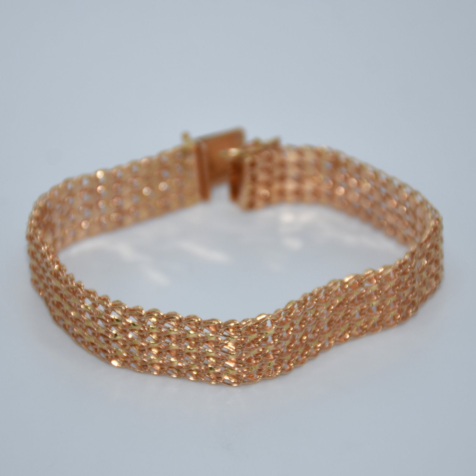 19.2K Portuguese Gold | Vintage Heart Weave Bracelet