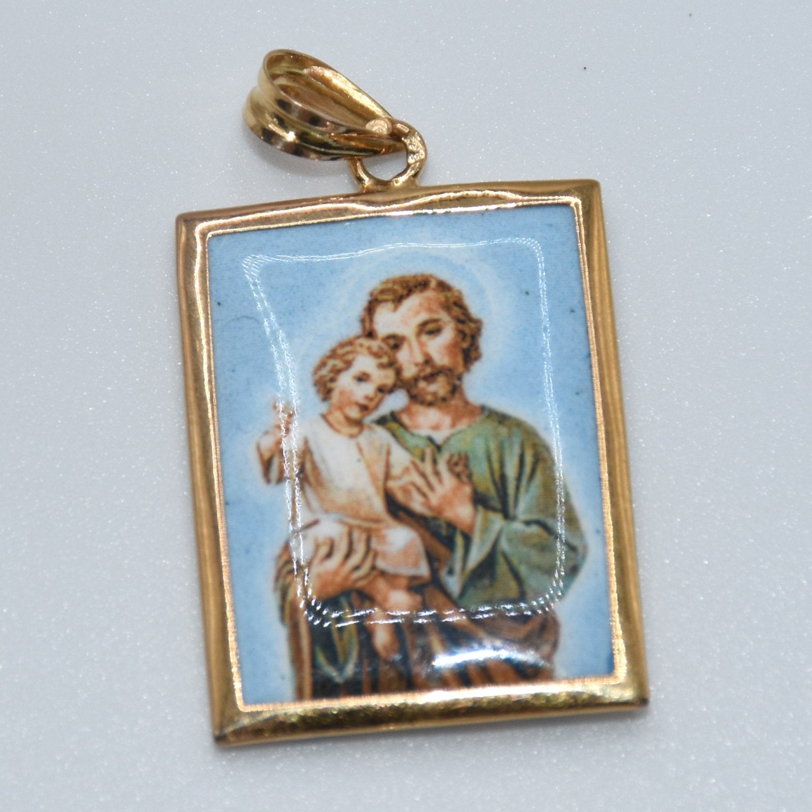 19.2K Portuguese Gold | Vintage Saint Joseph Pendant