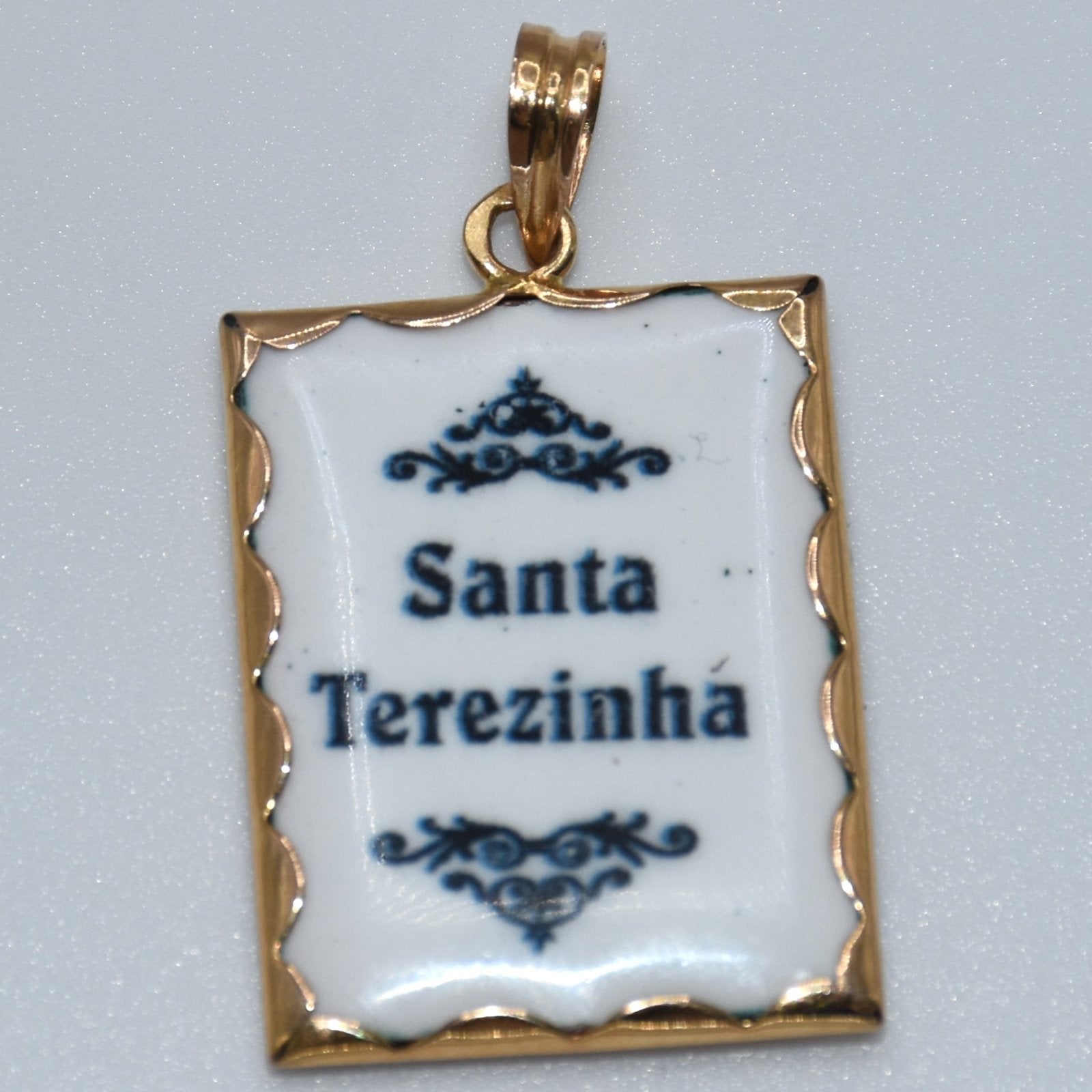 19.2K Portuguese Gold | Vintage Saint Therezinha Pendant