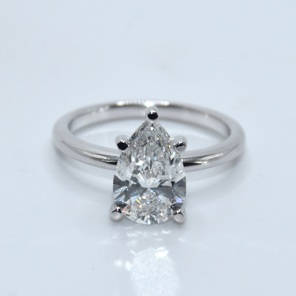 14K Gold | 2.5 ct Lab Grown Pear Shaped Diamond Solitaire Ring