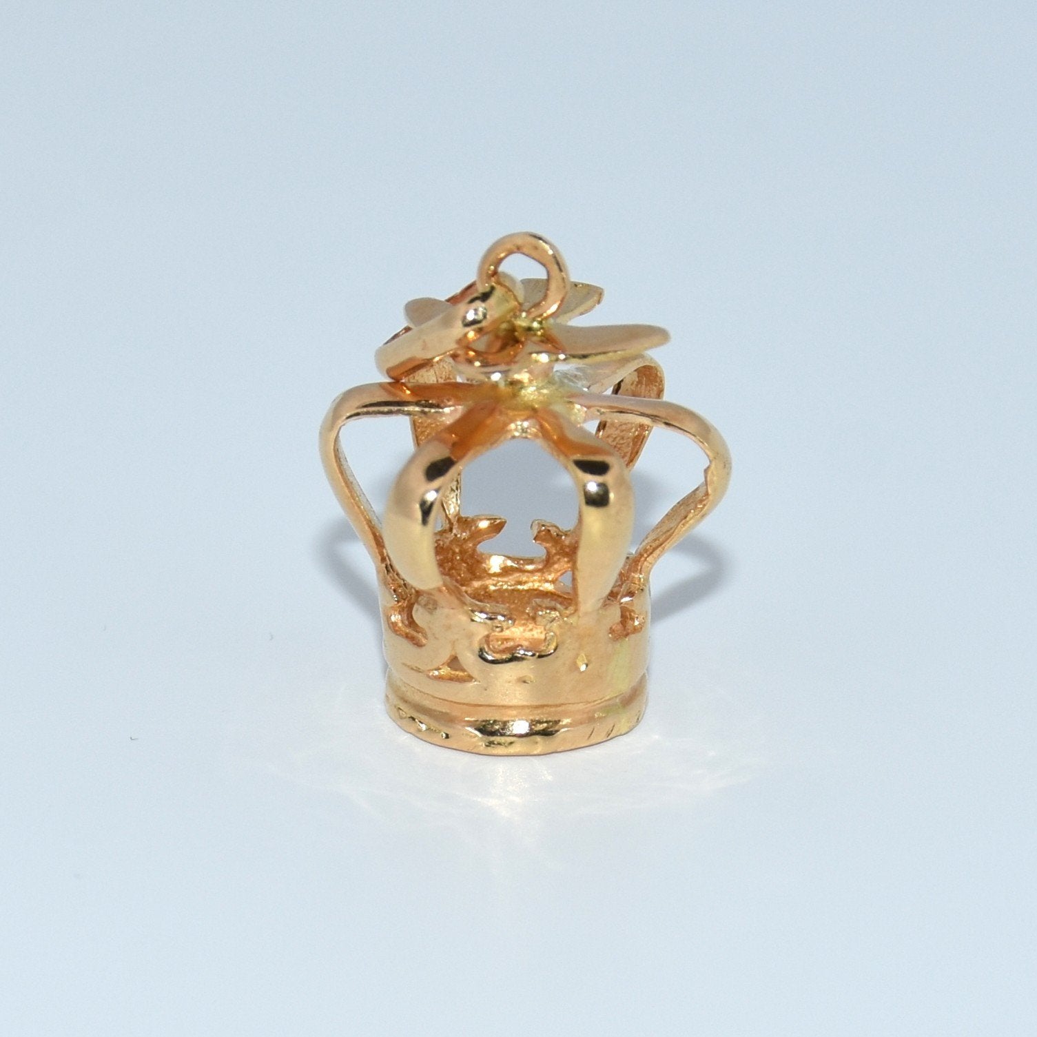 19.2K Portuguese Gold | Holy Ghost Crown Charm