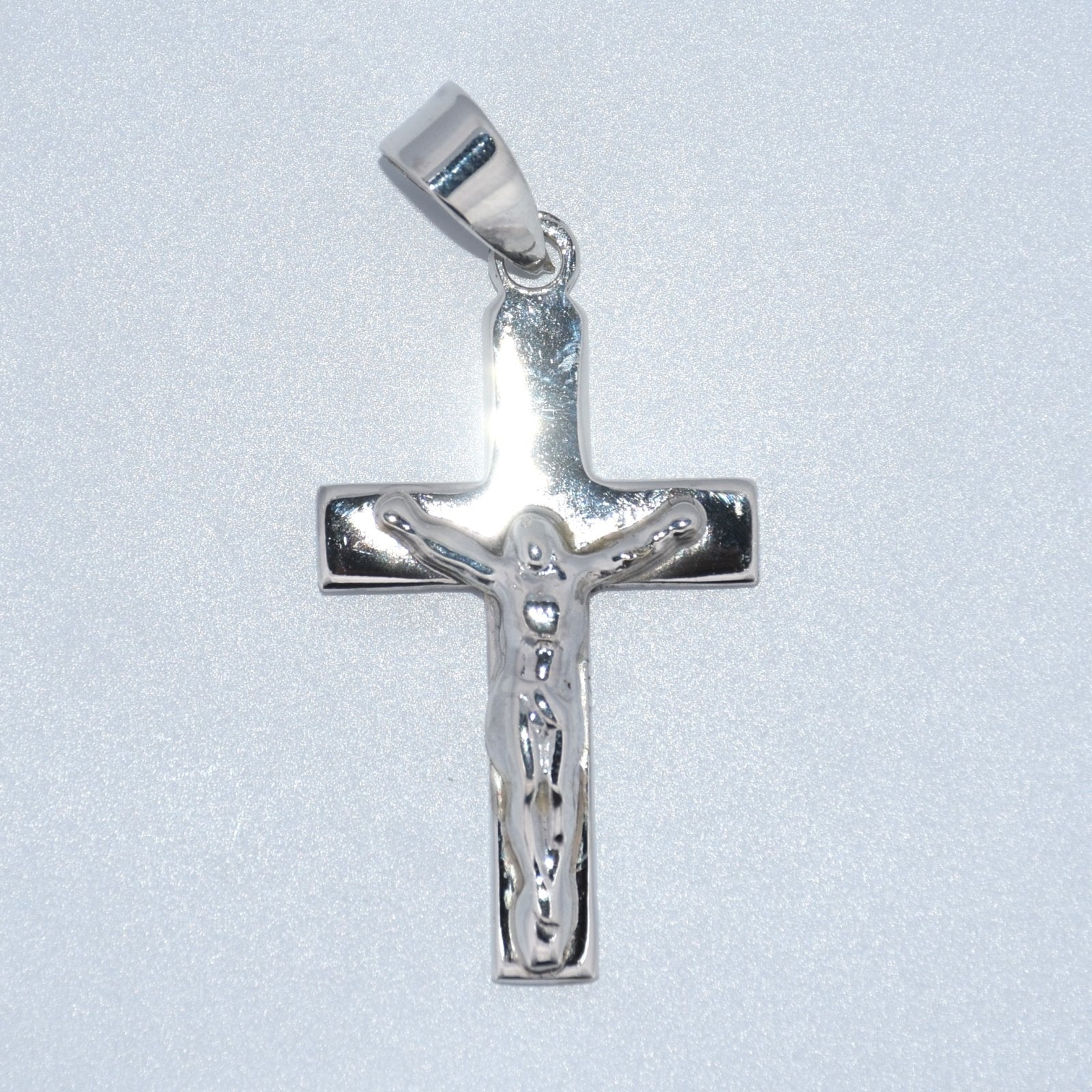 Sterling Silver | Crucifix Pendants