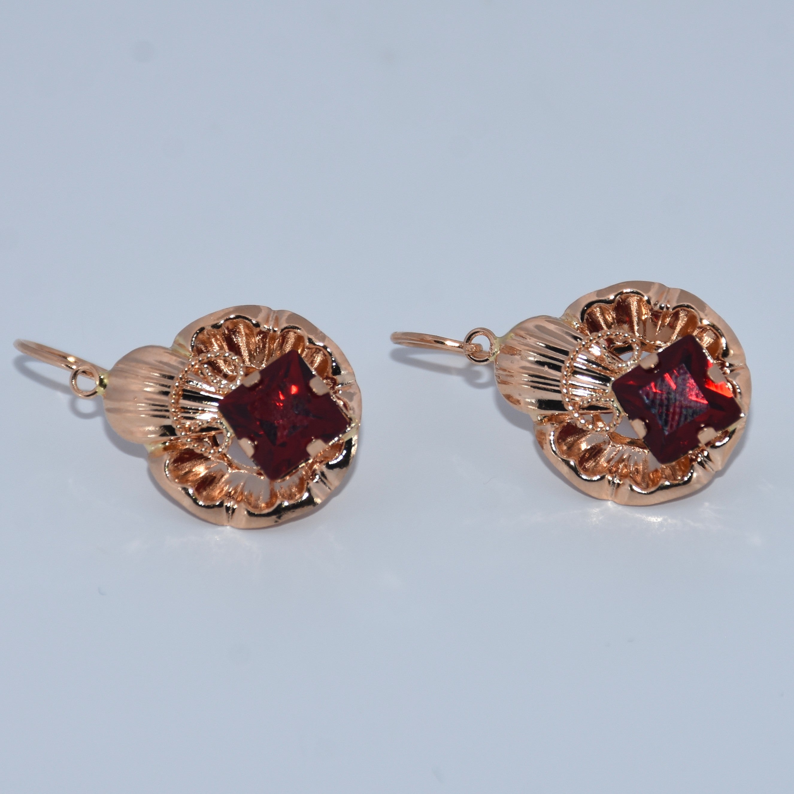 19.2K Portuguese Gold | Vintage Red Stone Dangle Earrings