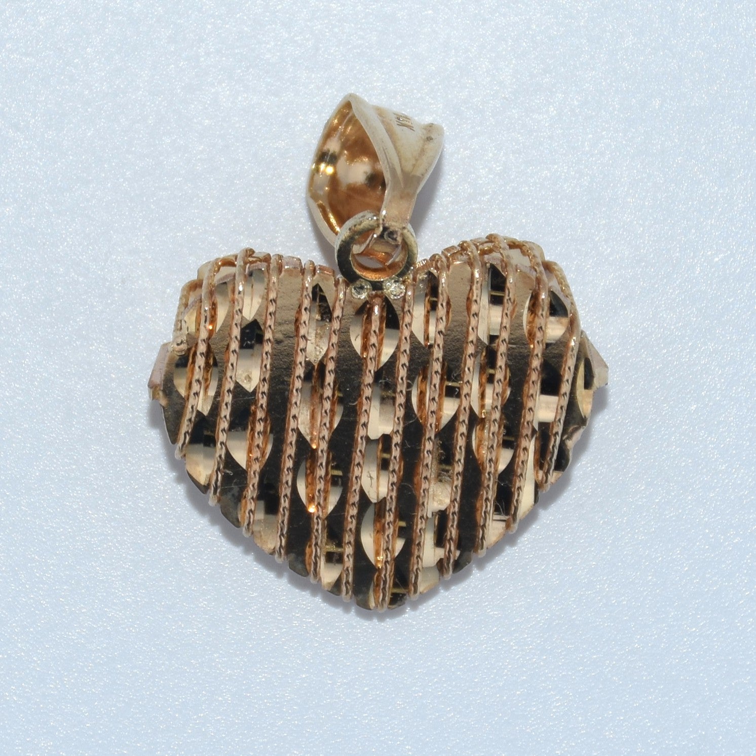 14K Gold | Diamond Cut Hollow Heart Pendant