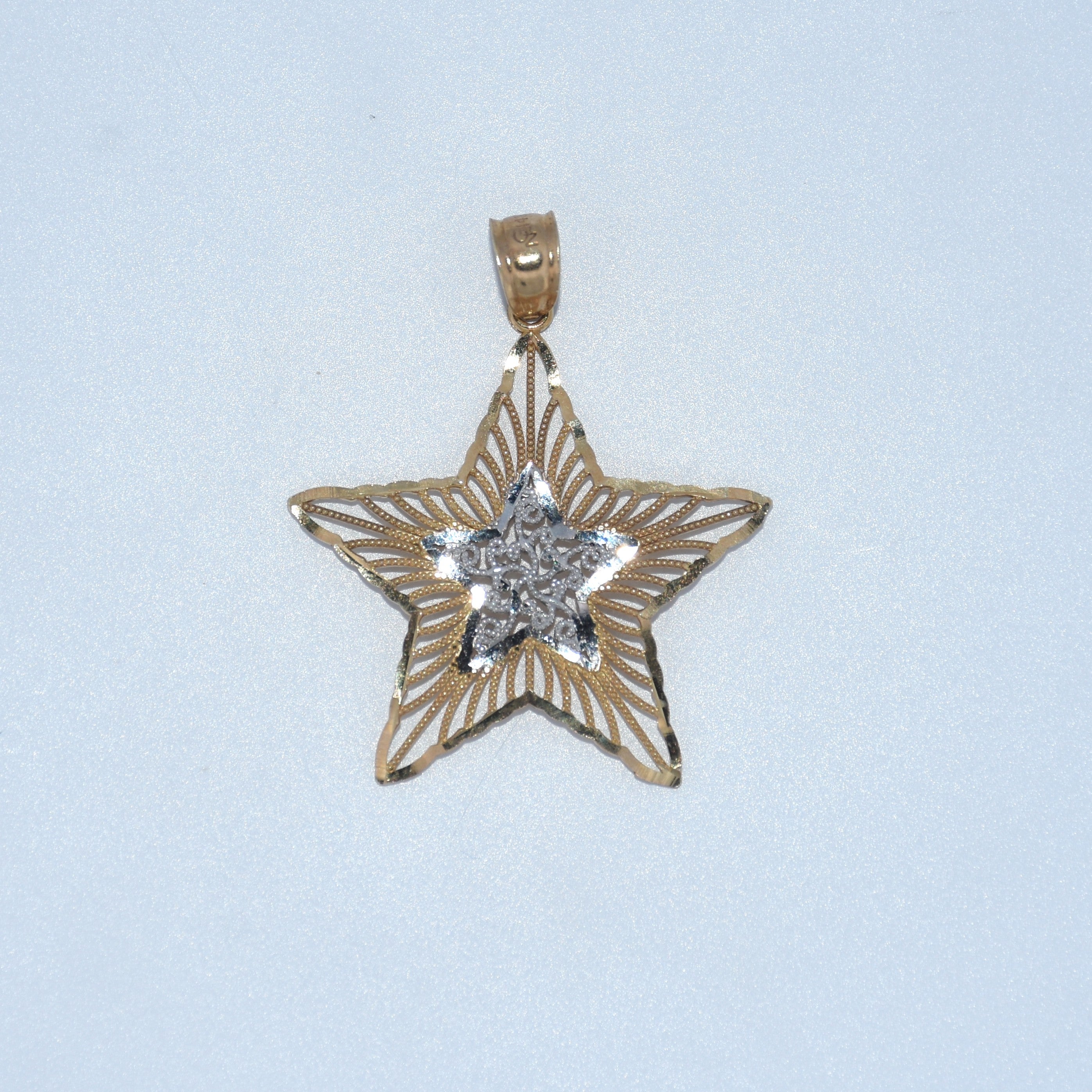 14K Gold | Star Pendant