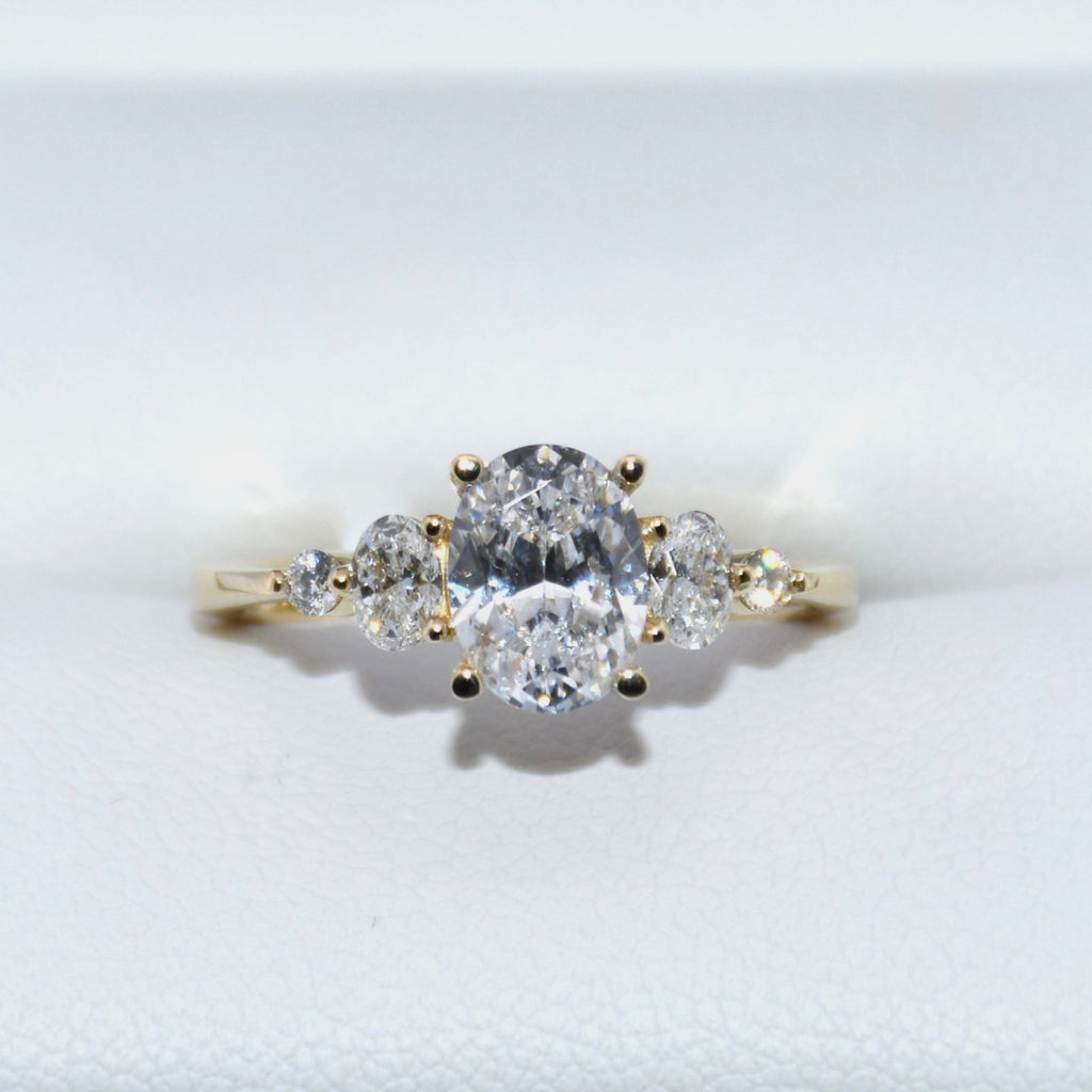 14K Gold | YG Classic Semi-Mount Oval Diamond Engagement Ring (Check Description)