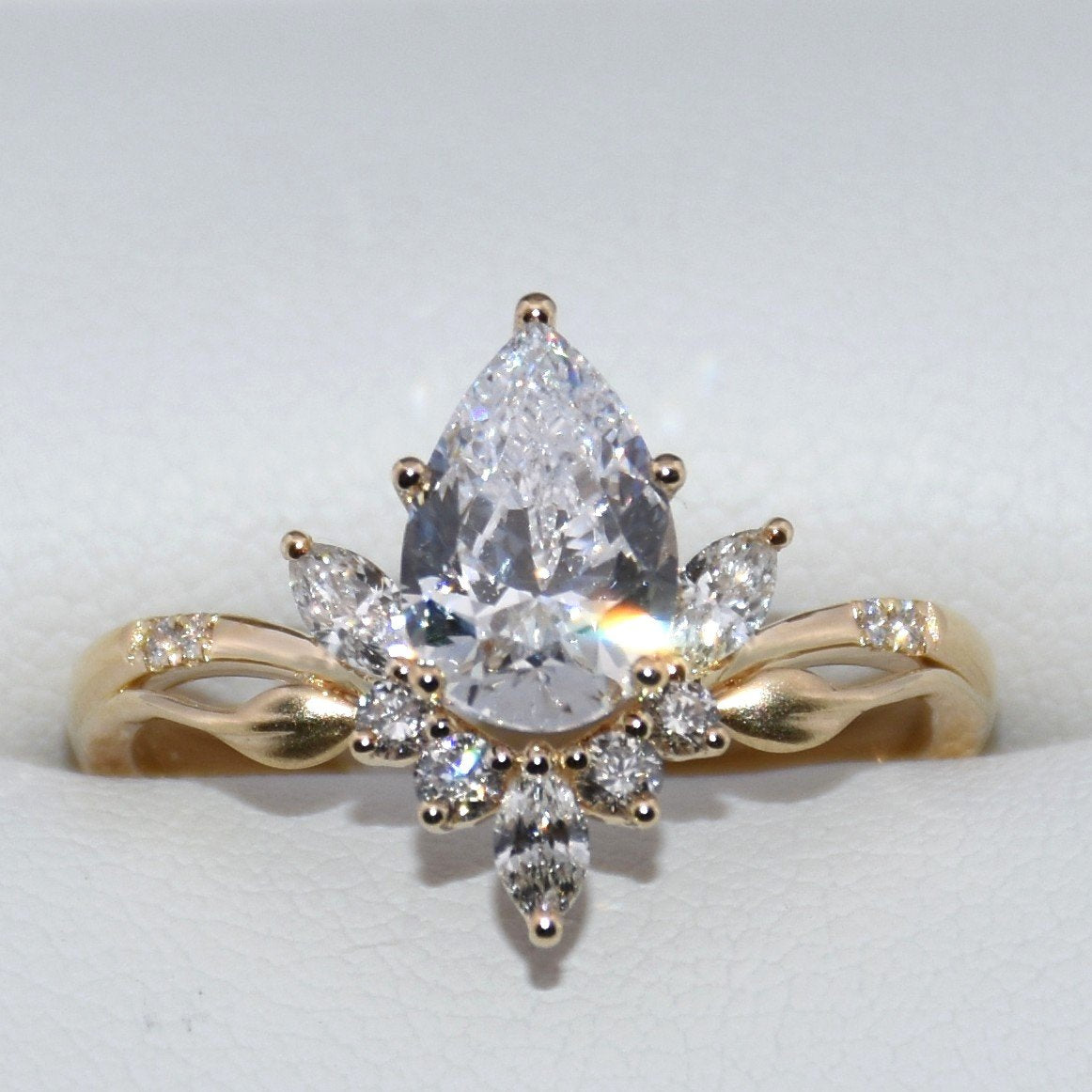 14K Gold | YG Lyria Bridal Pear Diamond Semi-Mount Engagement Ring(Check Description)
