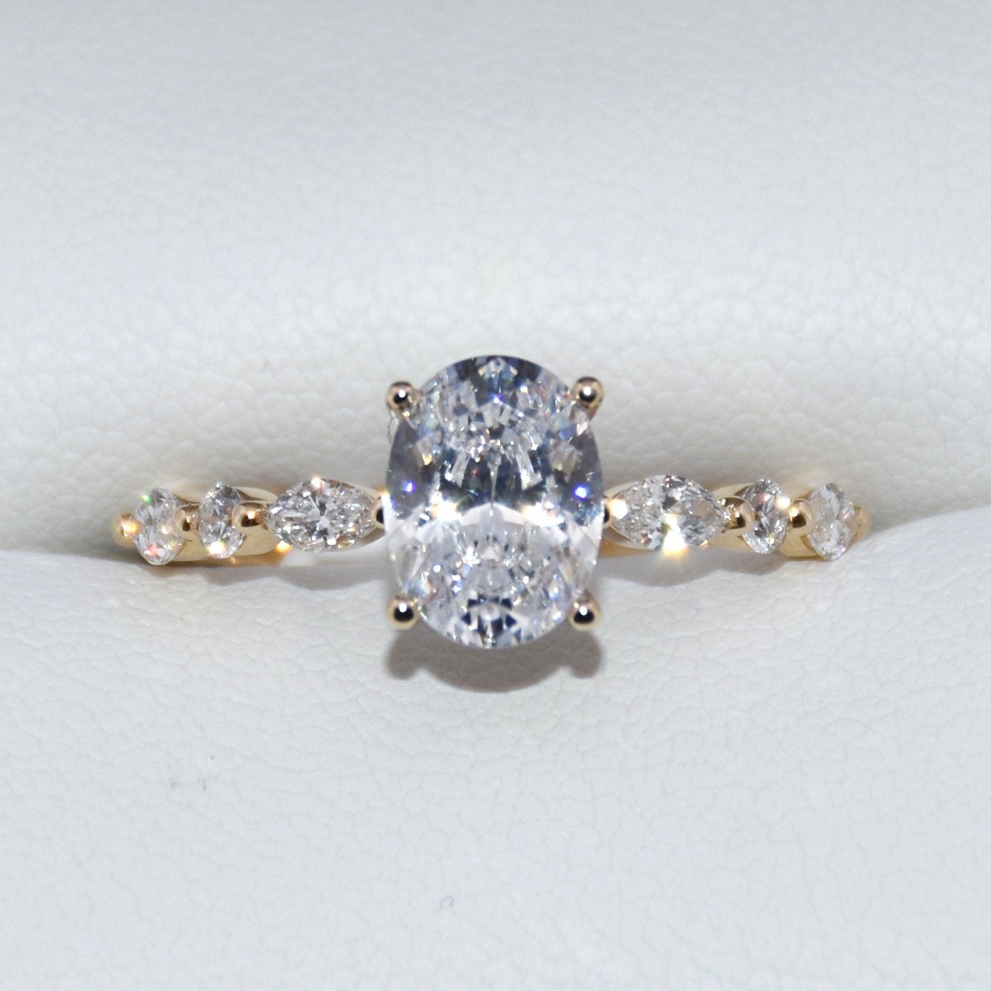 14K Gold | YG Classic Semi-Mount Oval Diamond Engagement Ring (Check Description)