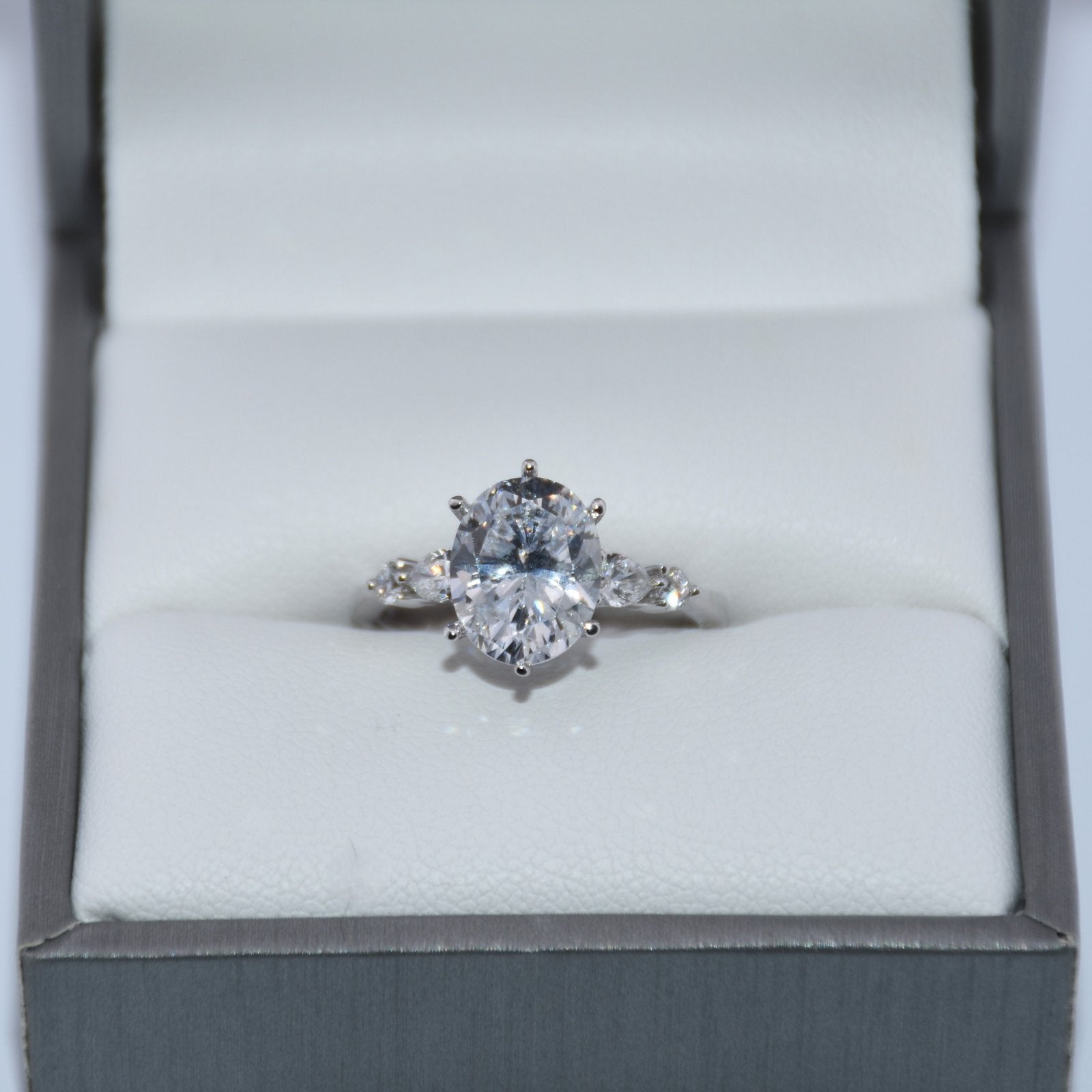 14K Gold | WG Classic Semi-Mount Oval Diamond Engagement Ring (Check Description)