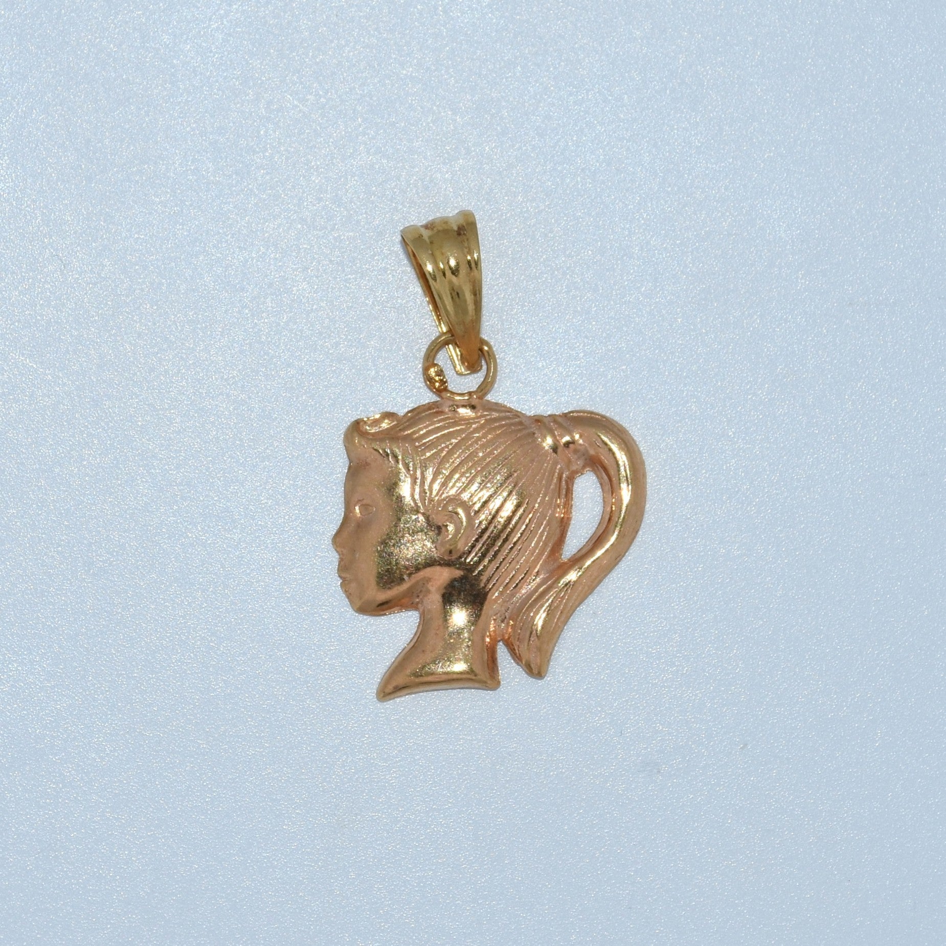 19.2K Portuguese Gold | Girl Charm