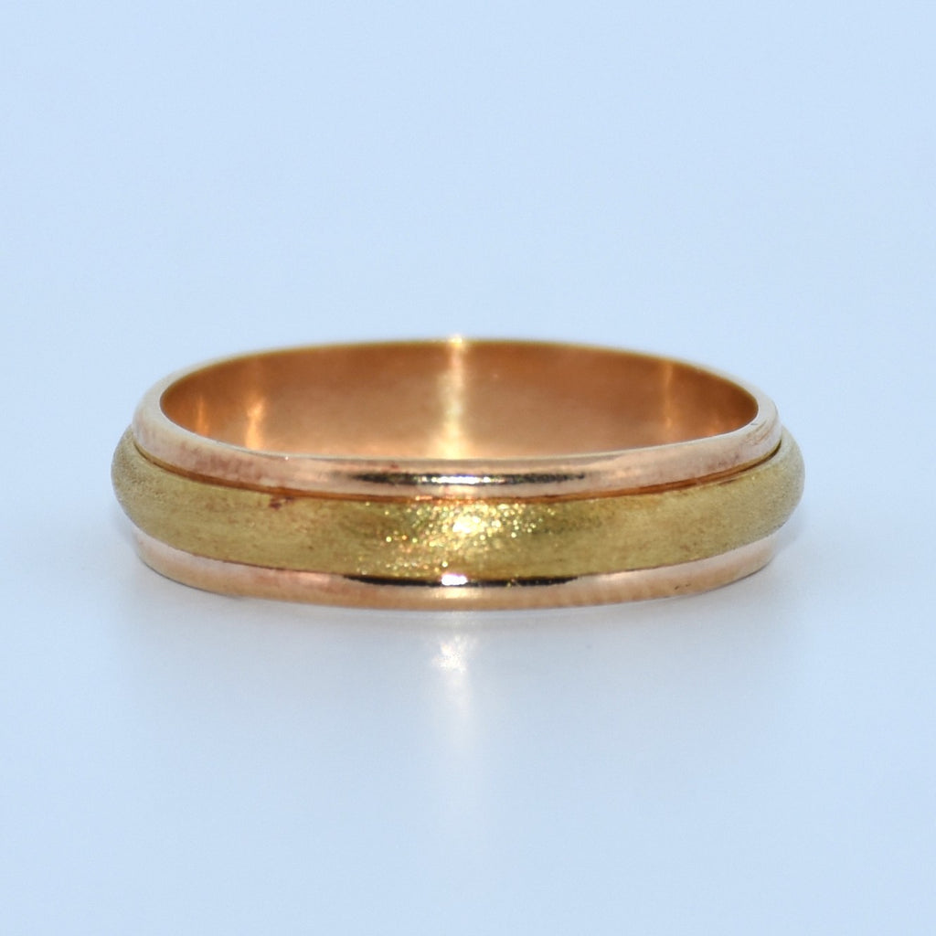 19.2K Portuguese Gold | Unique Design Wedding Bands