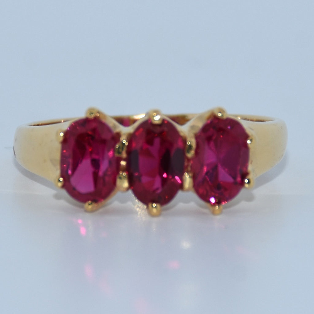 19.2K Portuguese Gold | Ruby Trio Stone Ring
