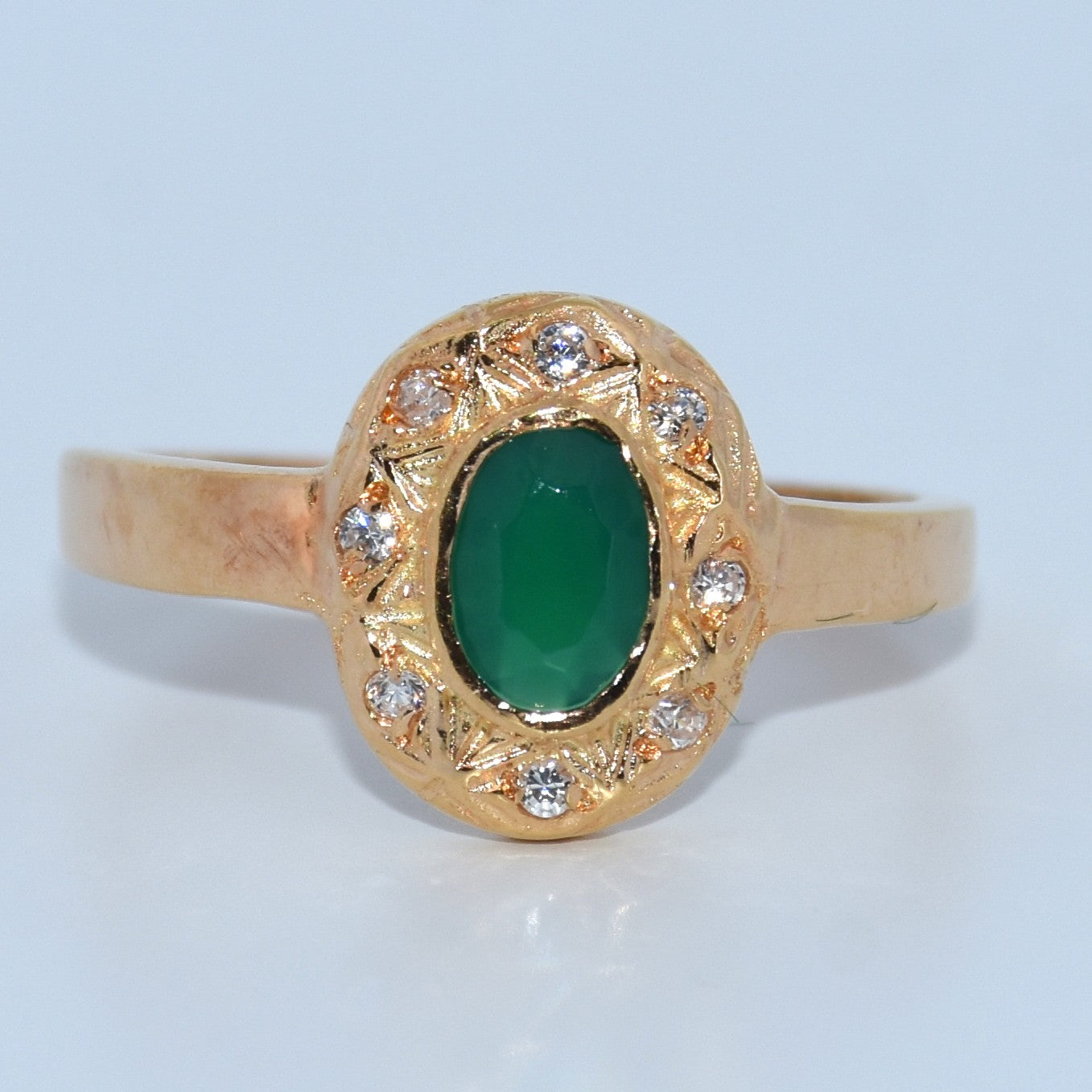 19.2K Portuguese Gold | Elongated Emerald Oval Ring