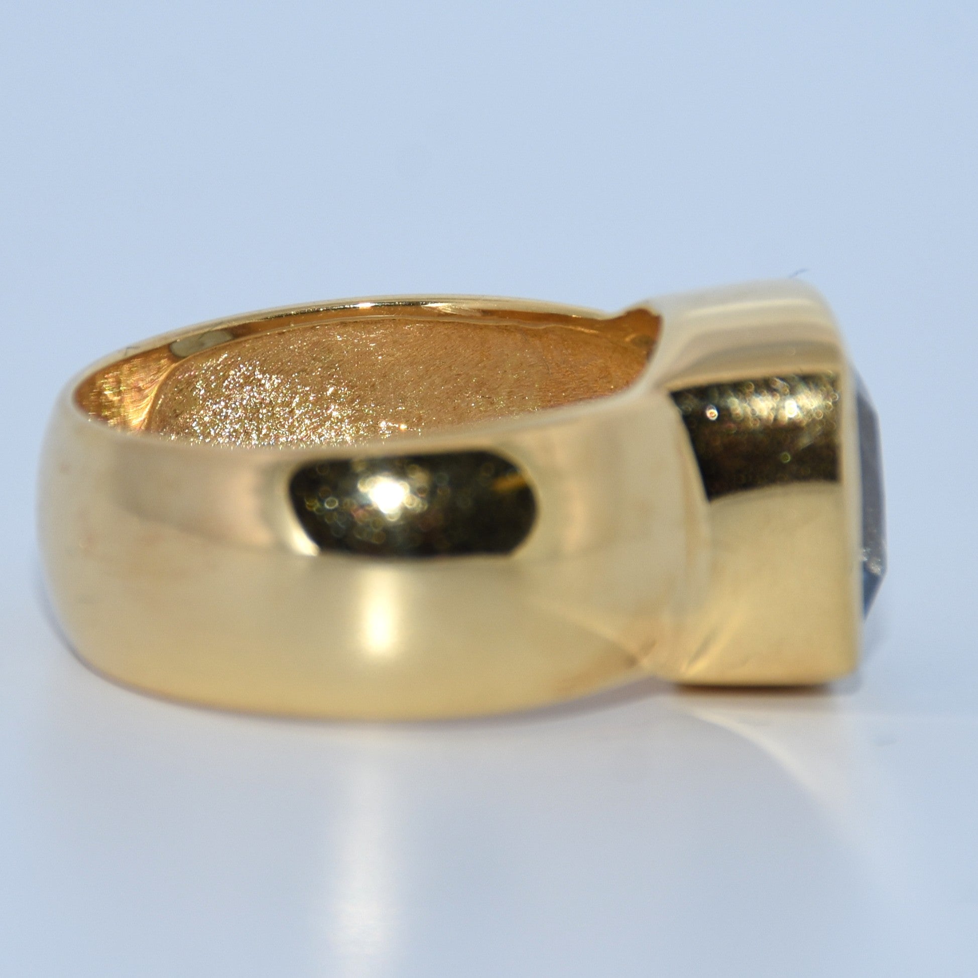 19.2K Portuguese Gold | Bezel Set Sky Blue Aquamarine Cushion Cut