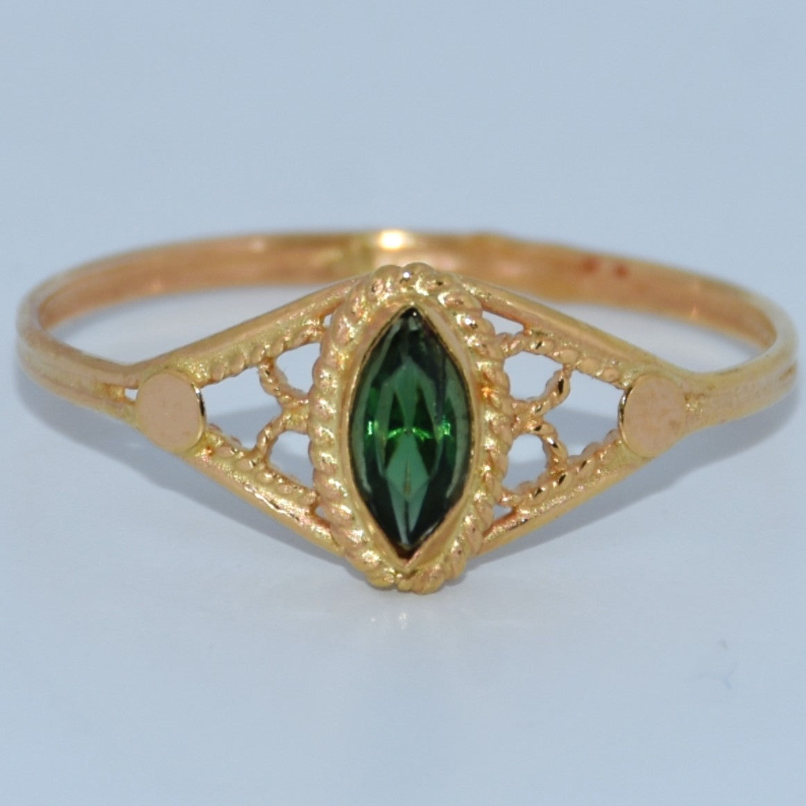 19.2K Portuguese Gold | Emerald Cut out Ring