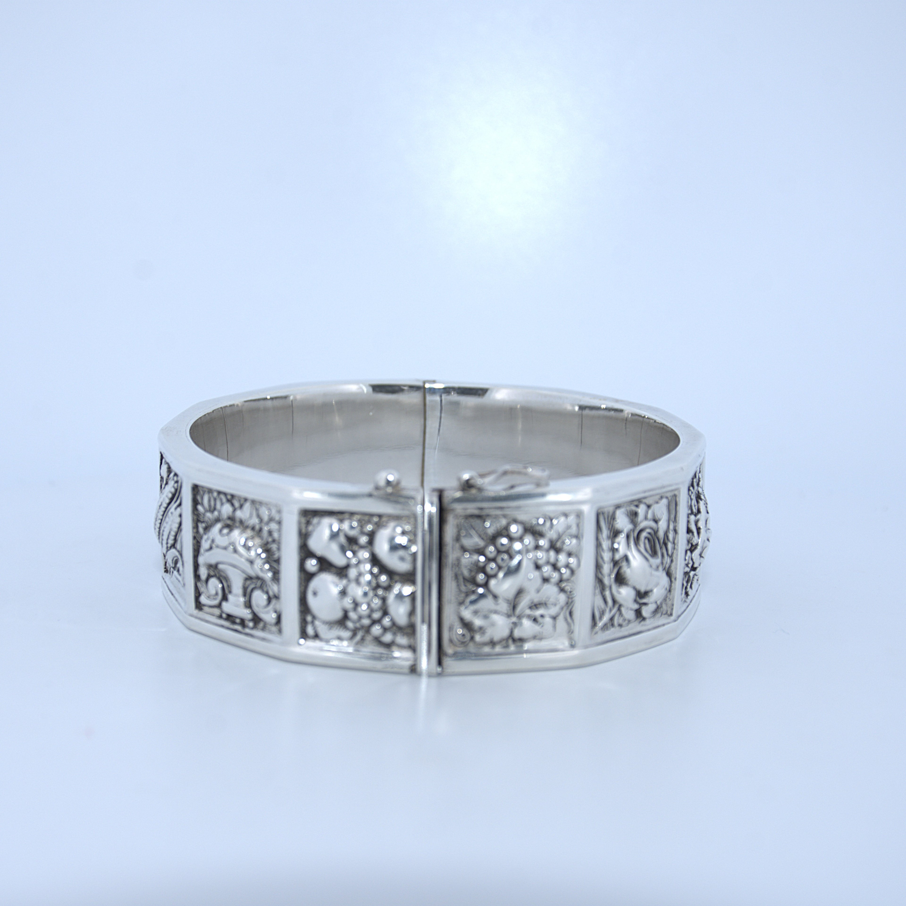 Sterling Silver | Bangle Bracelets