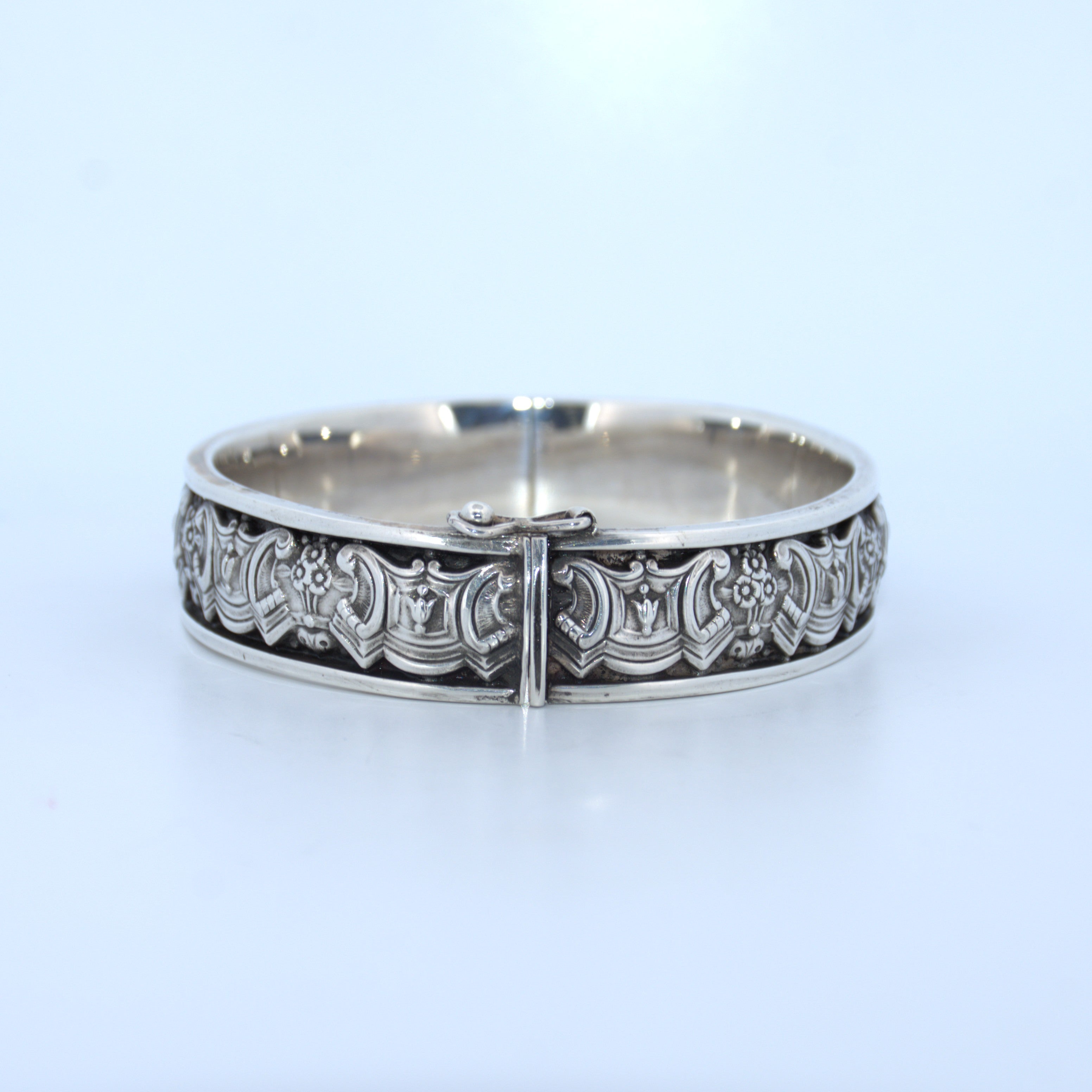 Sterling Silver | Bangle Bracelets