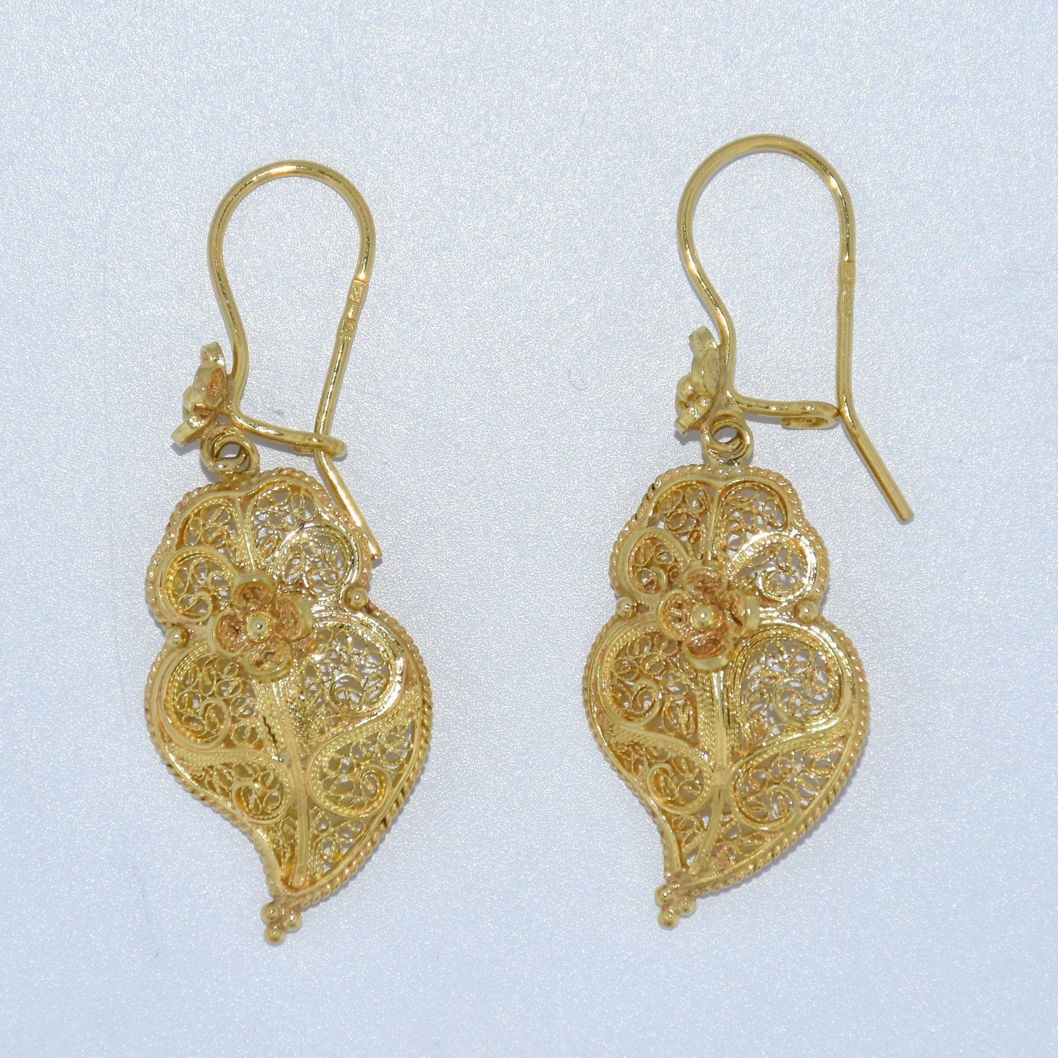 19.2K Portuguese Gold | Filigree Heart of Viana Earrings