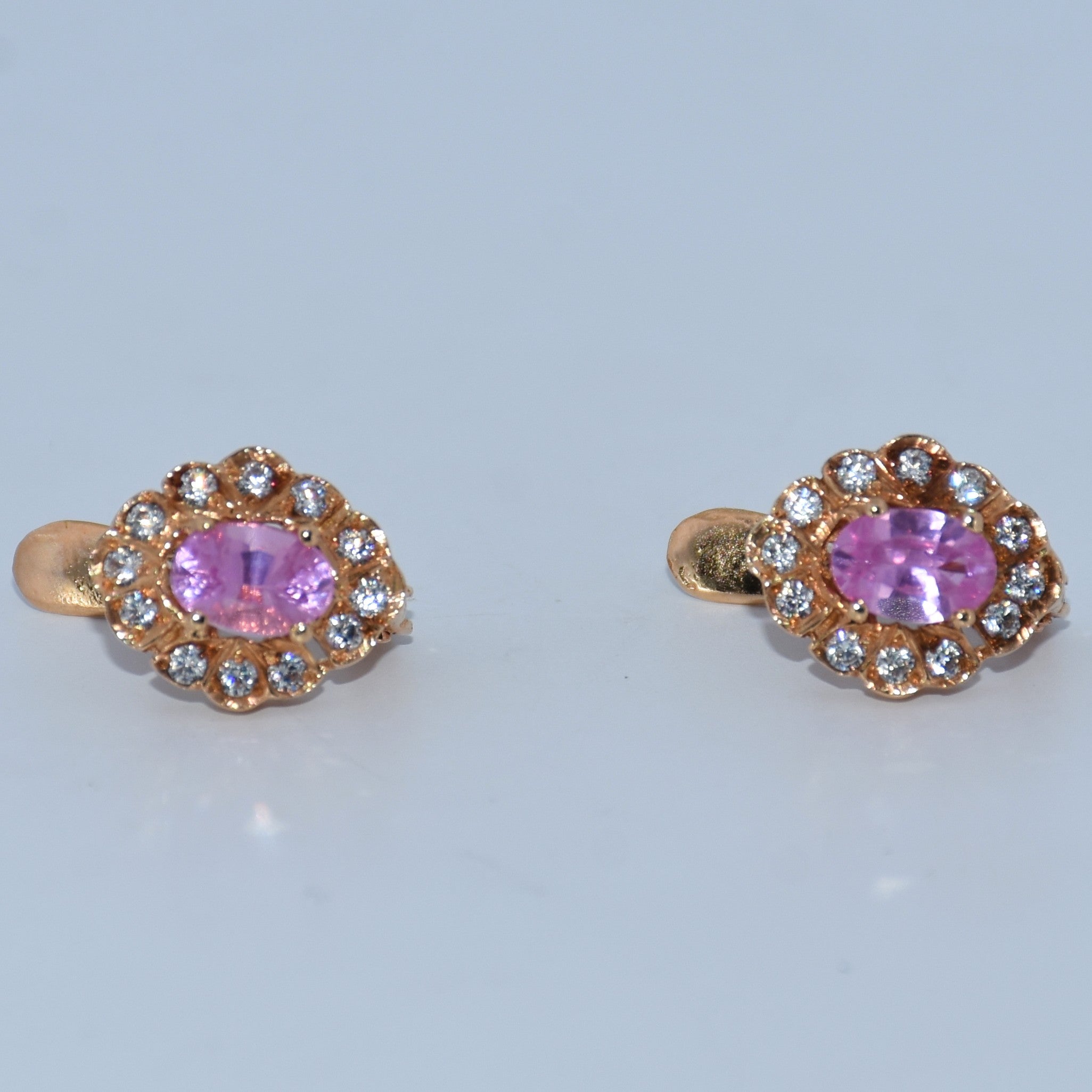 19.2K Portuguese Gold | Oval Teardrop Huggie Earrings