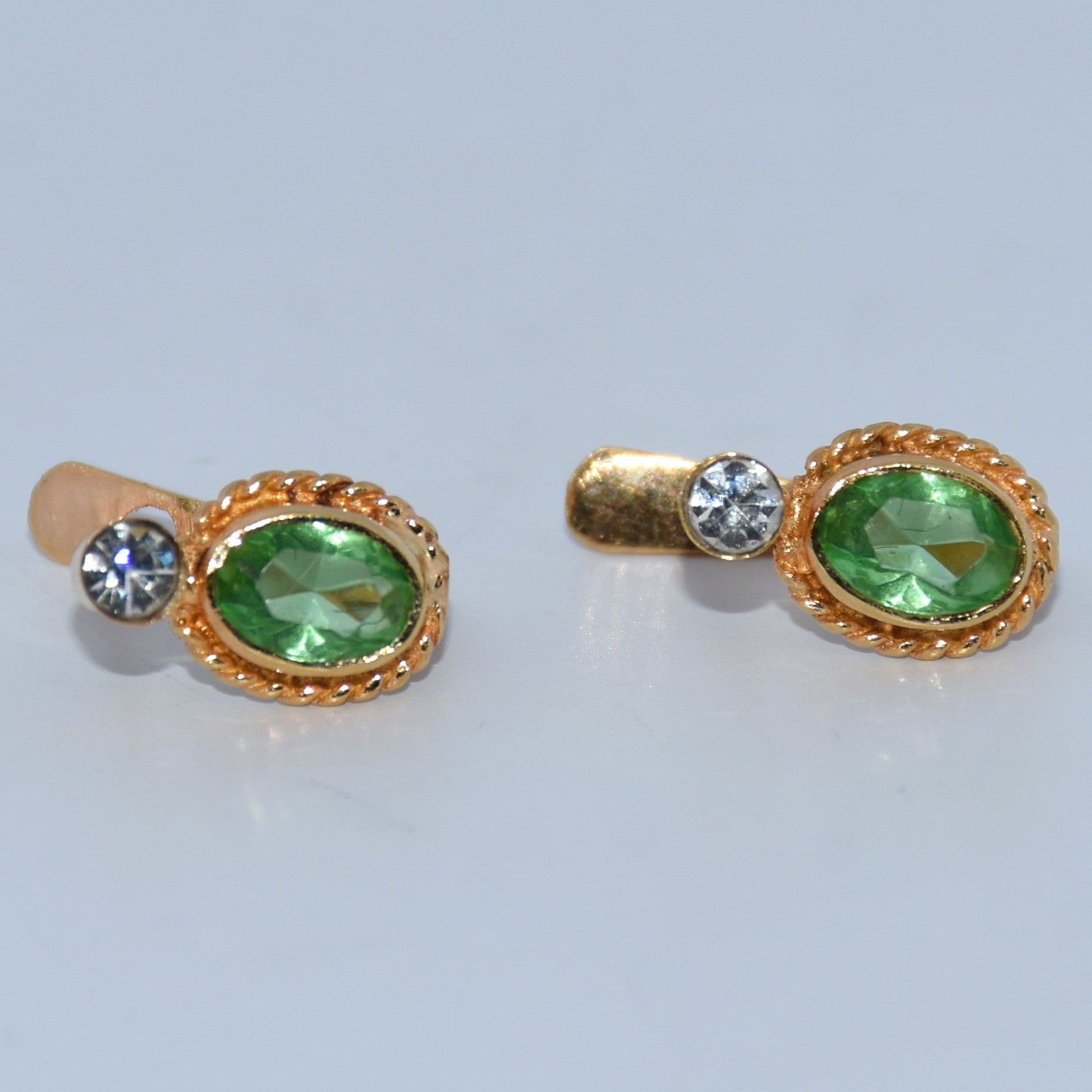 19.2K Portuguese Gold | Oval Stone Earrings