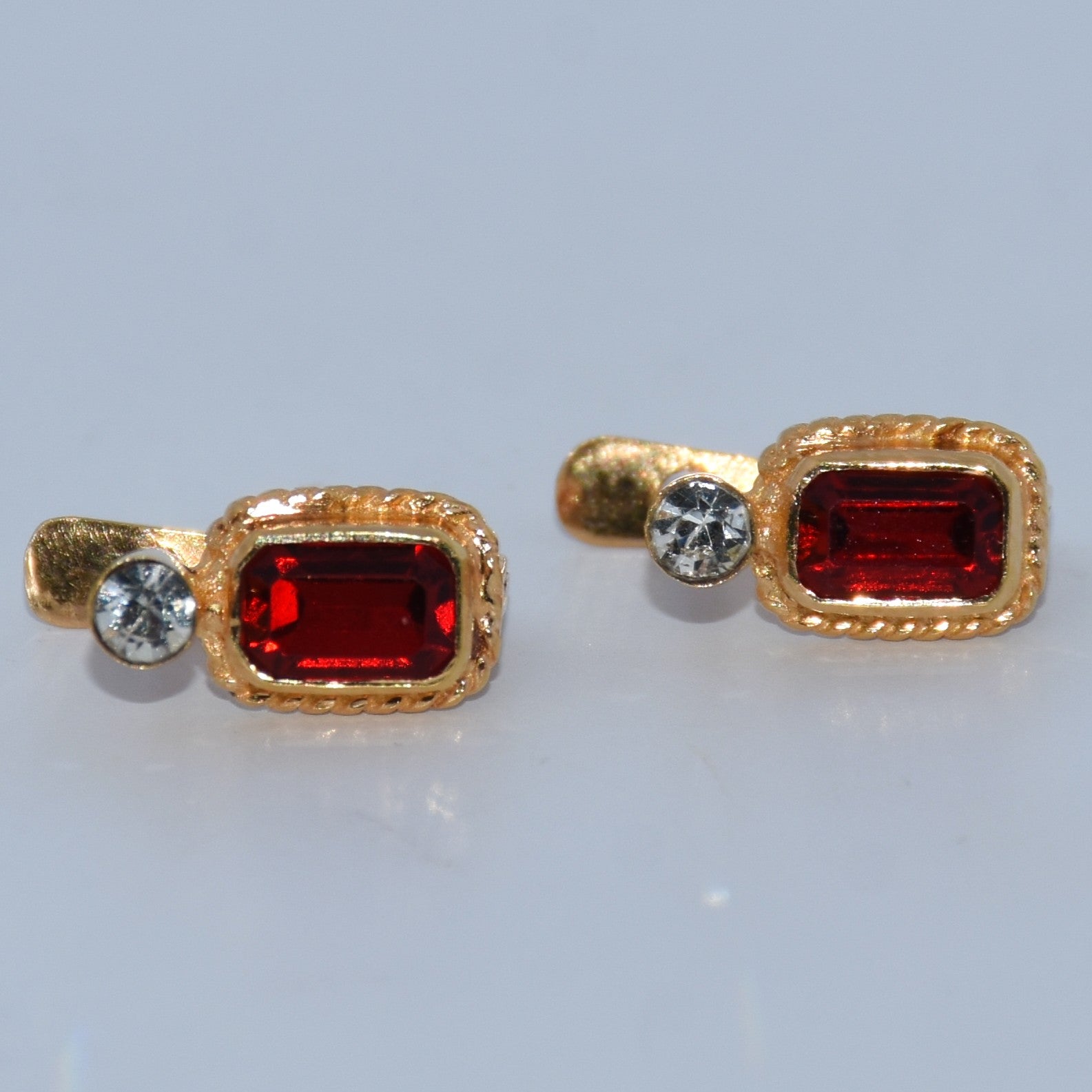 19.2K Portuguese Gold | Rectangular Stone Earrings