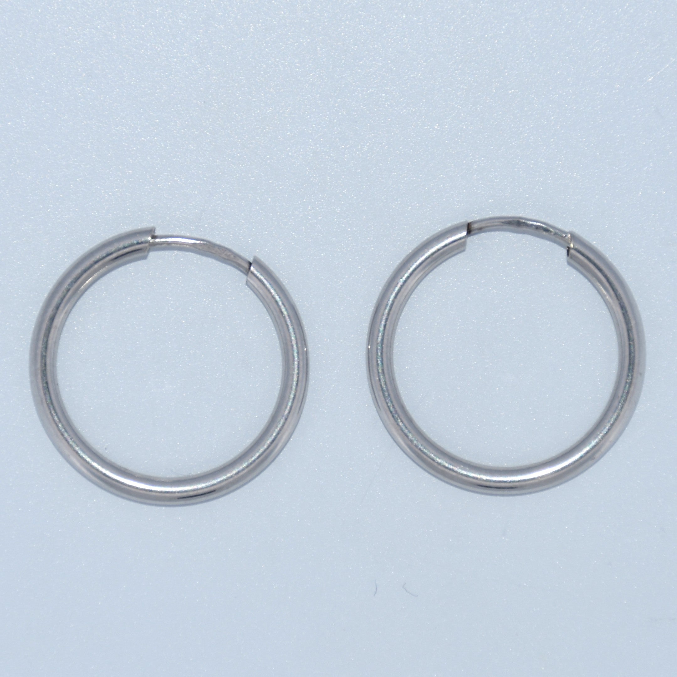 19.2K Portuguese Gold | White Gold Hoops