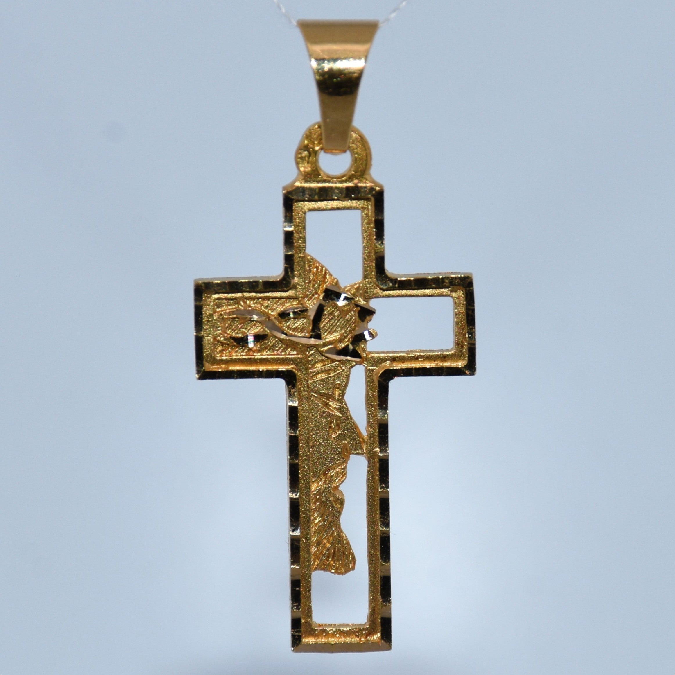 19.2K Portuguese Gold | Crucifix Cut-Out Design Pendant