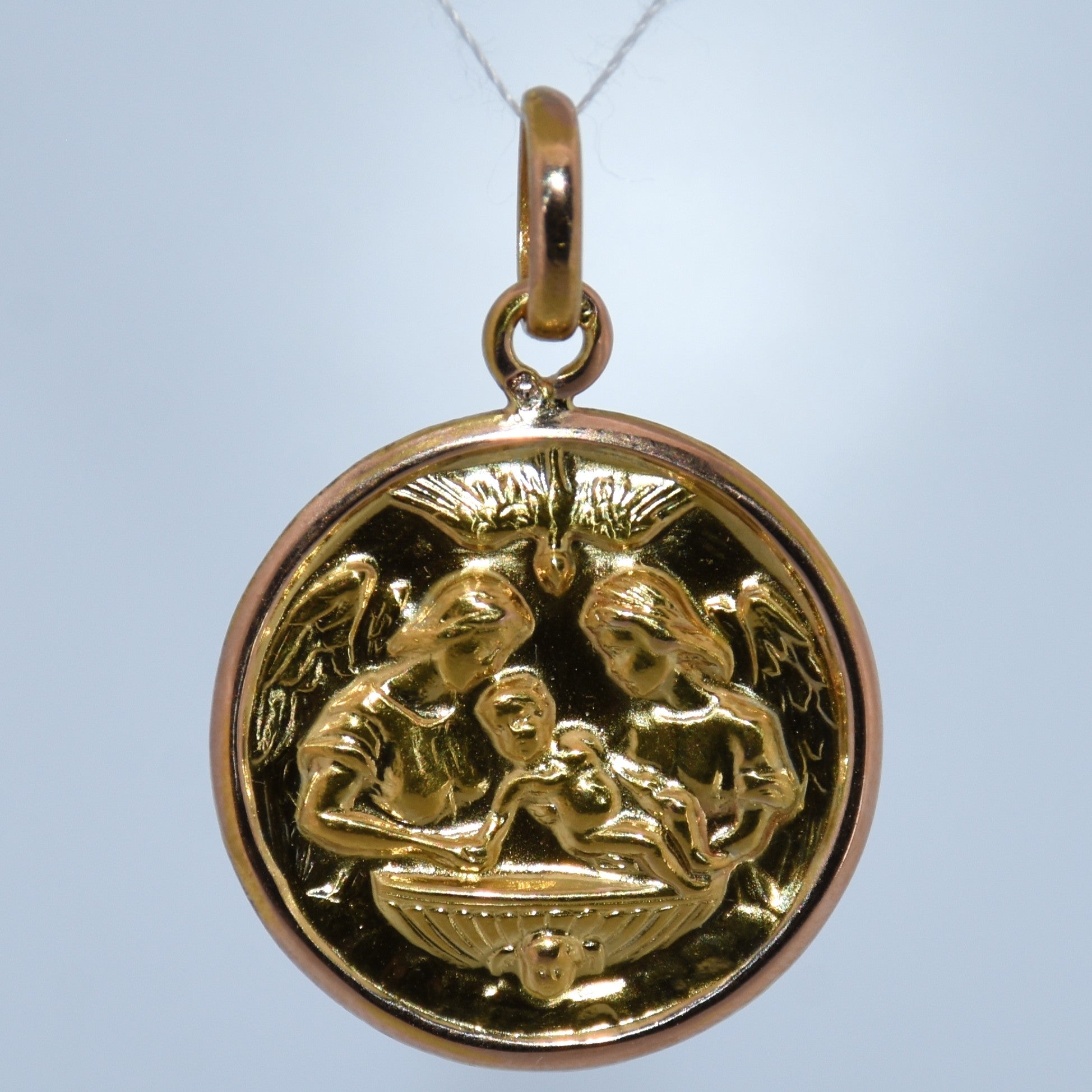 19.2K Portuguese Gold | Baptism Round Hollow Charm