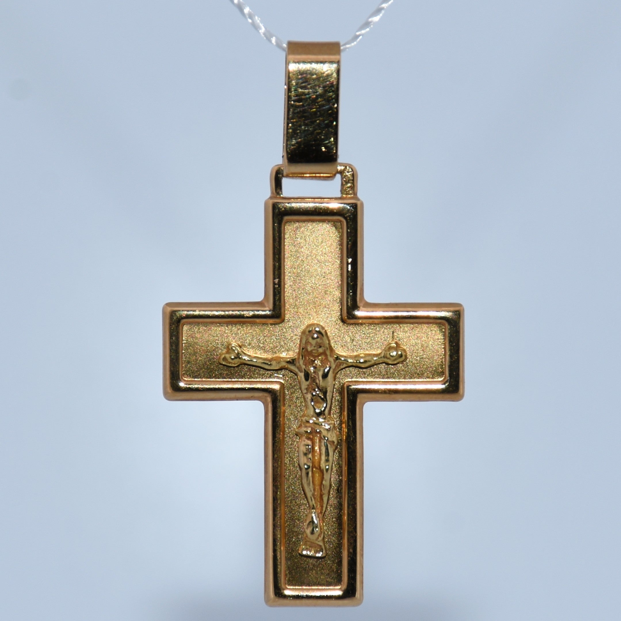 19.2K Portuguese Gold | Bezel Cross Pendant