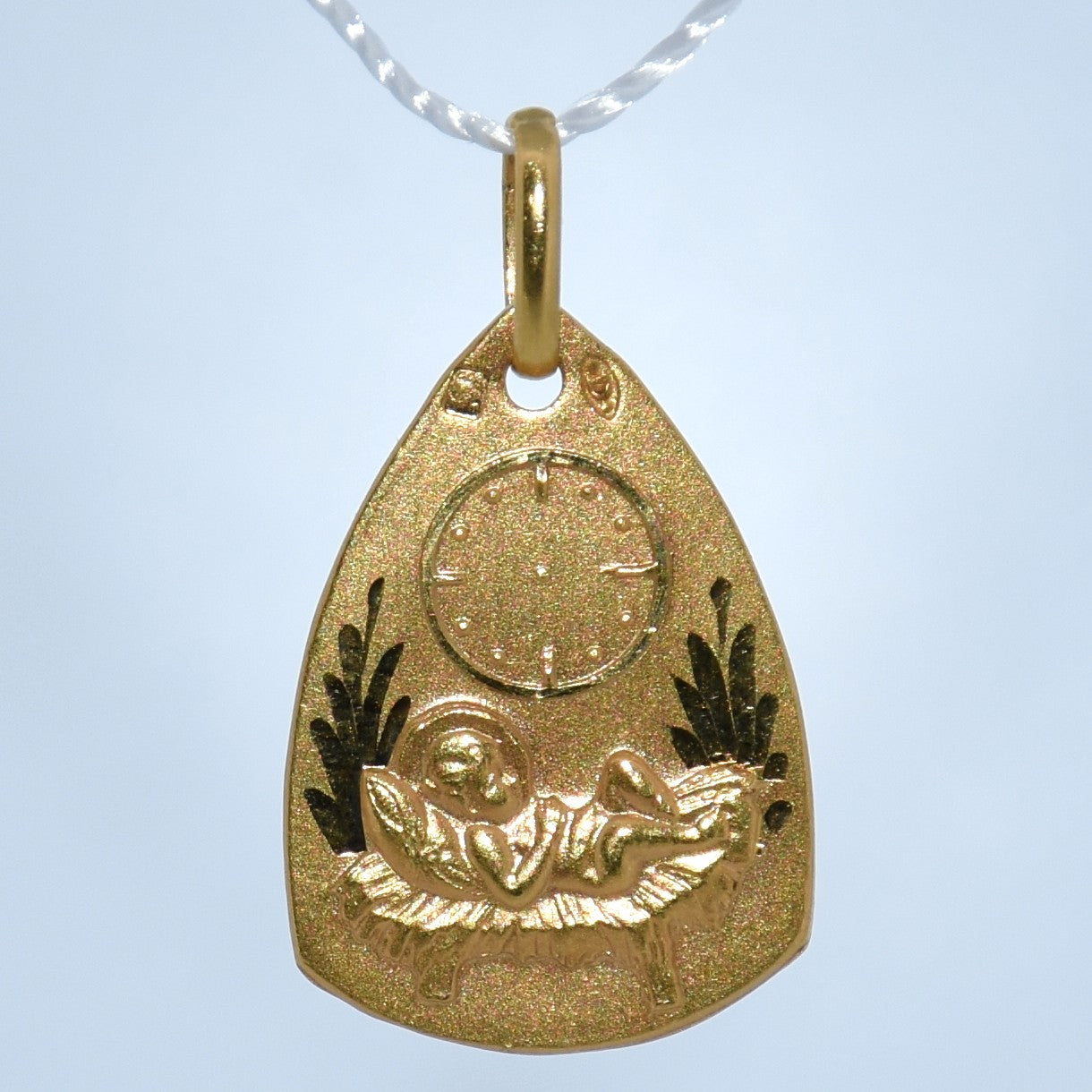 19.2K Portuguese Gold | Sleeping Child Pendant