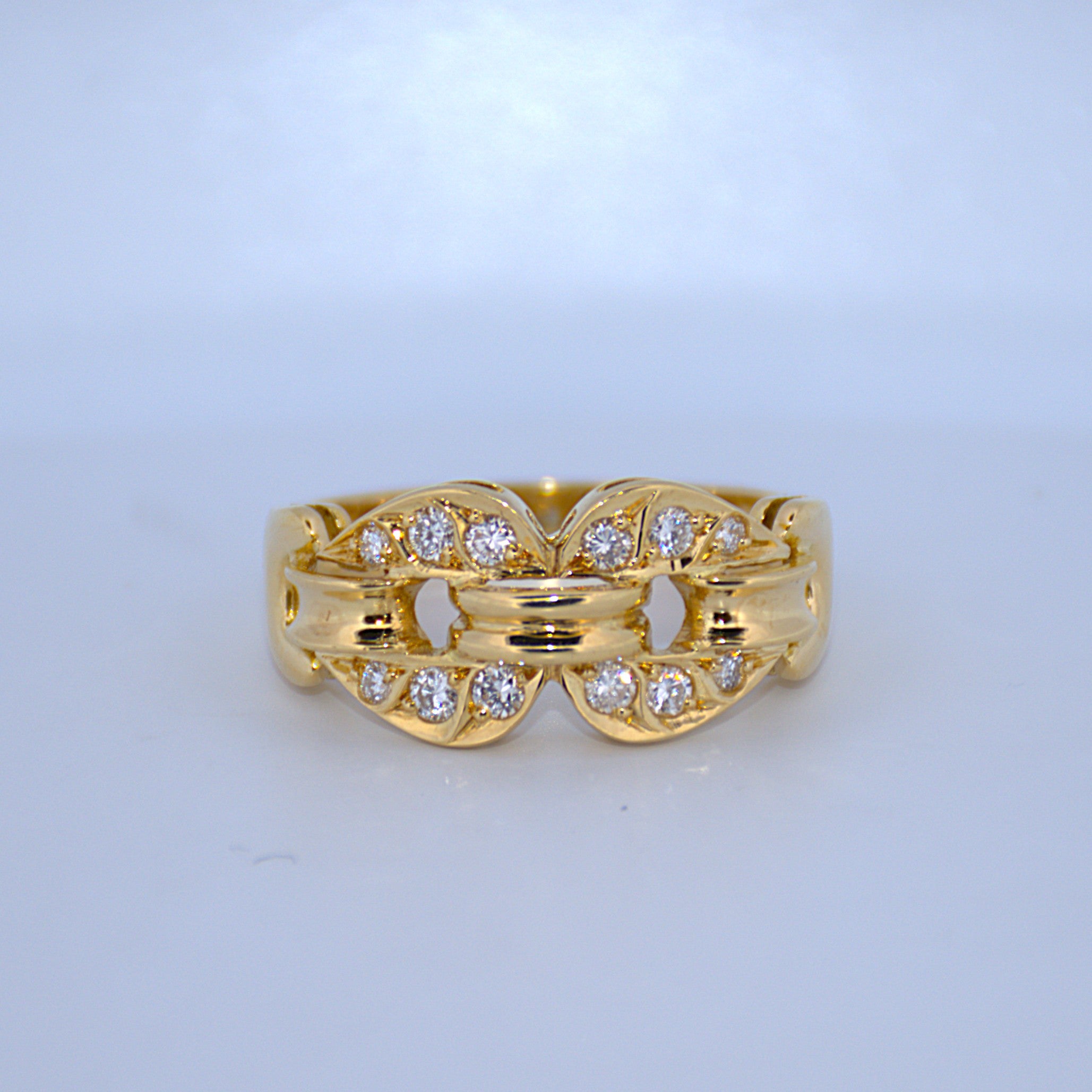 19.2K Portuguese Gold | Round Buckle Ring With Natural Diamonds